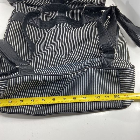 Vans womens hobo backpack Black and white fabric with black leather trim - Picture 16 of 16